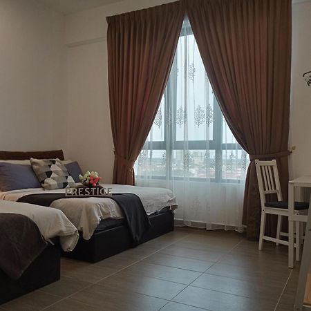 Prestige Troika Luxury Stay コタバル 部屋 写真